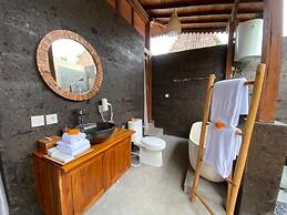 Gunung Gelagah Ubud Villas by EPS