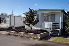 Heatherbrae Holiday Village