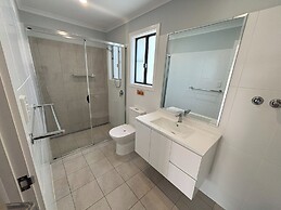 Heatherbrae Holiday Village