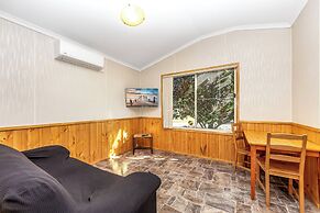 Heatherbrae Holiday Village