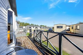Heatherbrae Holiday Village