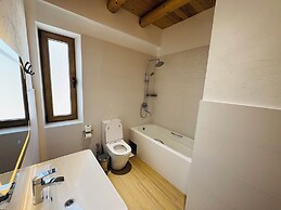 saada boutique studios