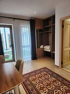 saada boutique studios