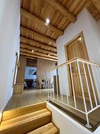 saada boutique studios