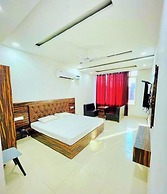 Town house cafe and hotel