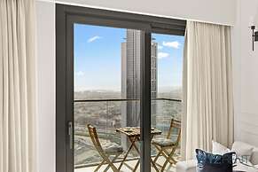 Alluring Parisian 1Br in Burj Crown