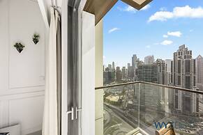 Alluring Parisian 1Br in Burj Crown