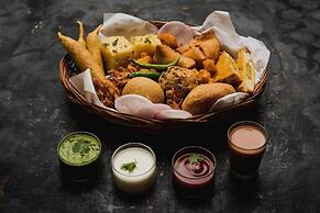 Hotel Heaven Peacock Noida