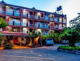 African Tribe Hotel