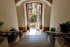 Naples Plaza Duomo