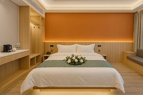 Crystal Hotel