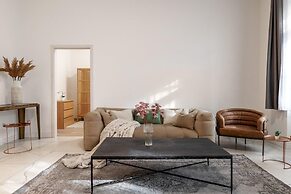 Magnolia Apartment Hotel