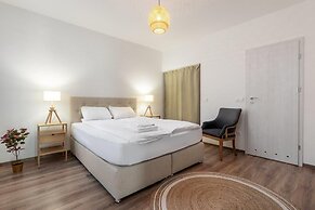 Magnolia Apartment Hotel