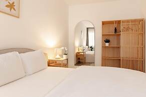 Magnolia Apartment Hotel