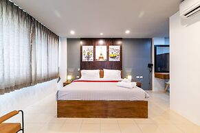 Phuket Five Fortune Holiday Hotel