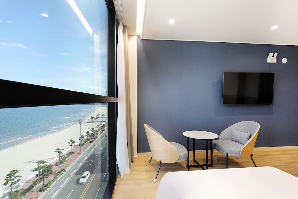 Pohang Hound Hotel Songdo Beach
