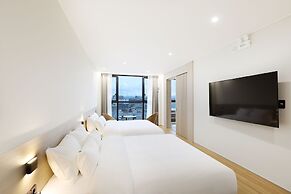 Pohang Hound Hotel Songdo Beach