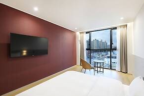 Pohang Hound Hotel Songdo Beach