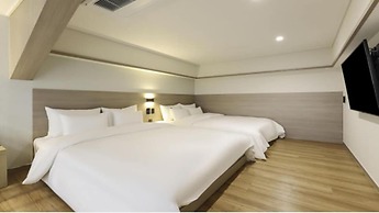 Pohang Hound Hotel Songdo Beach