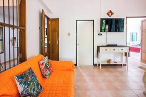 Villa With Private Pool and Mountain Views