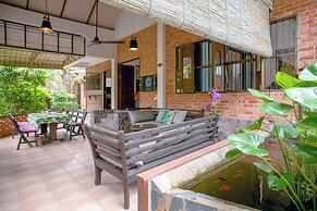 Villa With Private Pool and Mountain Views