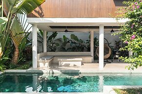 Melasti Villa 2 by Alfred in Bali