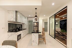 Melasti Villa 2 by Alfred in Bali