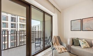 Beachside 2BR W Pool Gym Lagoon Access