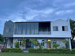 Green Hills Farm & Resorts