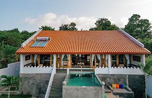 Villa Monkey House