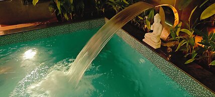 HF Pool Resorto