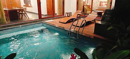 HF Pool Resorto