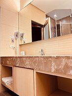 Yunlin Business Hotel