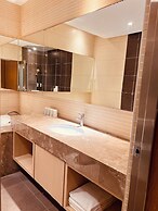 Yunlin Business Hotel