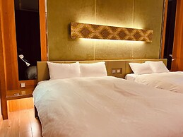 Yunlin Business Hotel