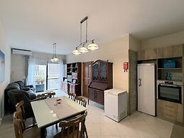 Traditional Maltese 3BD Apartment