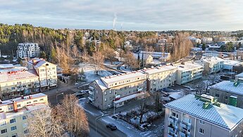 Bright & Cozy 2BR Home in Central Lahti