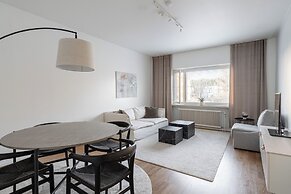 Bright & Cozy 2BR Home in Central Lahti