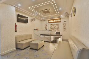Hotel Royal Suites