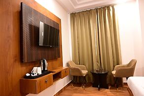 Hotel Royal Suites
