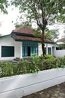 Omah Kebon Guest House