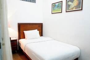 Omah Kebon Guest House