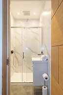 Spacious 4-bed Near City Sea