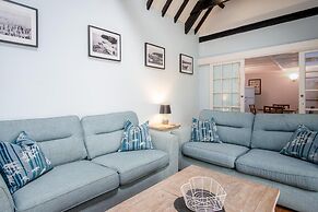 Stable Cottage - 1 Bedroom Cottage - Penally