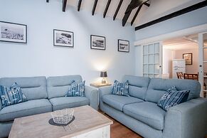 Stable Cottage - 1 Bedroom Cottage - Penally