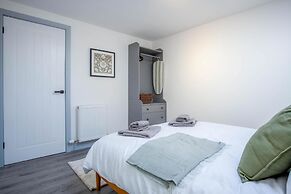 Sandy Steps - 1 Bedroom Apartment - Tenby