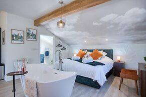 The Pig Sty - 1 Bedroom Studio - Princes Gate