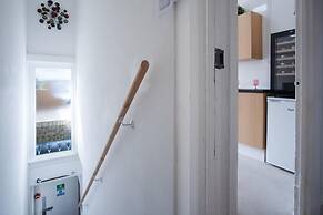 Skyfall - 2 Bedroom Apartment - Milford Haven