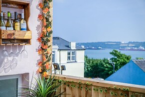 Skyfall - 2 Bedroom Apartment - Milford Haven