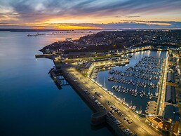 Skyfall - 2 Bedroom Apartment - Milford Haven